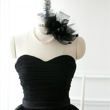 Ball Gown Sweetheart Black Short Prom Dresses..