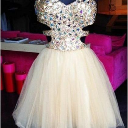 Stunning A-line Sparkle Short Beige Tulle Prom..