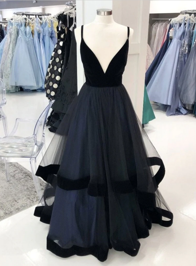 Women A-line V-neck Black Velvet Tulle Prom Dress Princess Simple Long Formal Evening Dress Elegant With Spaghetti Straps Backless Sexy Prom Gown