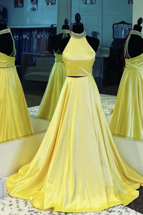 A-line High Neck Two Piece Yellow Satin Prom Dress Simple Long Formal Evening Dress Elegant With Beadwork Backless Sexy Prom Gown 2023 Civil