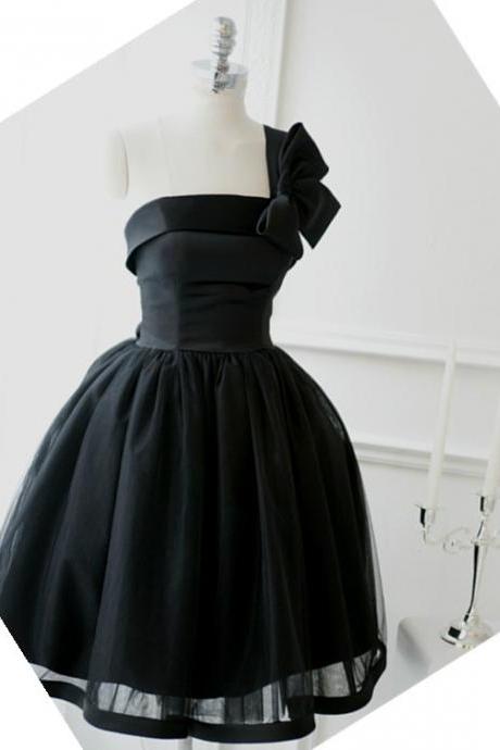 Ball Gown One Shoulder Black Short Prom Dresses Gowns, Formal Evening Dresses Gowns, Homecoming Graduation Cocktail Party Dresses, Littke Black